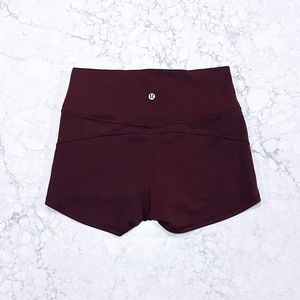 Lululemon in movement short